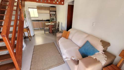 Casa a 2 quadras da Praia de Zimbros RW2724