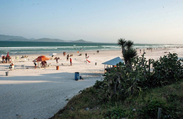Casa a 8 min de carro da Praia do Forte/Cabo Frio