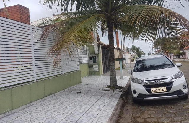 Casa aBeira Mar 200 metros da praia Peruíbe
