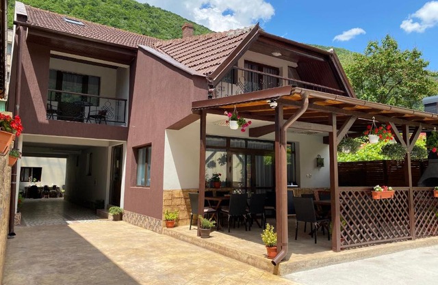 Casa Adriana
