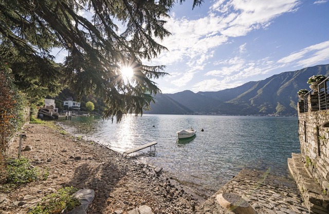 Casa Agatha Lenno Village home-Top floor lake view luxury by Italian Apartments