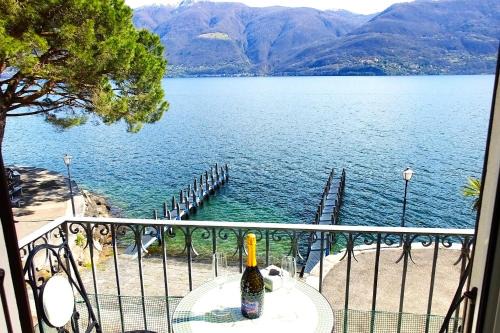 Casa al Lago - Lakefront two-storey apartment on Lake Promenade
