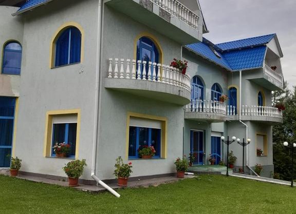 Casa Albastra