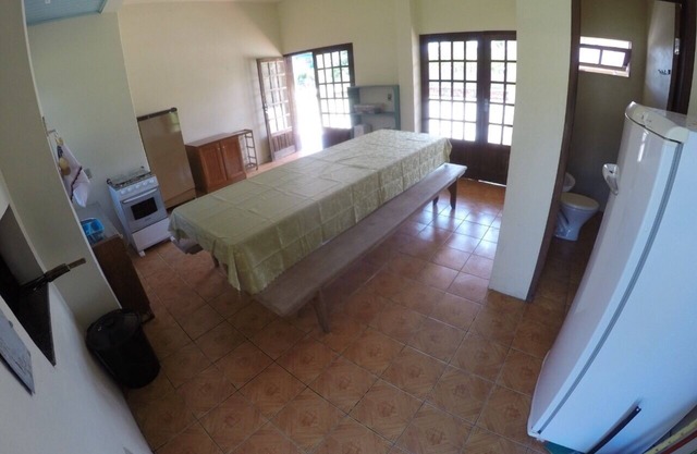 Casa Amarela Grande Perto do Mar na Praia da Ferrugem SC