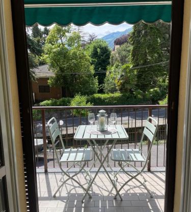 Casa Ambra, 50m vom Comer See, 2 private Parkplätze