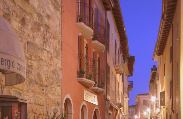 Casa Antiche Mura, zentrale, ruhige und renovierte Wohnung am Gardasee