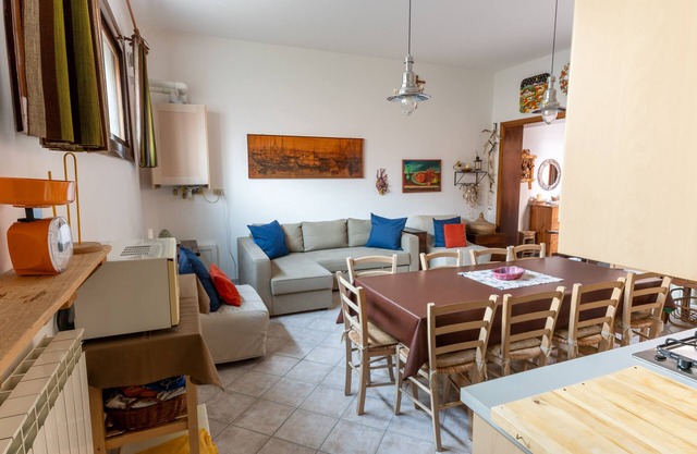 Casa Aprilia - One Bedroom Apartment, Sleeps 6
