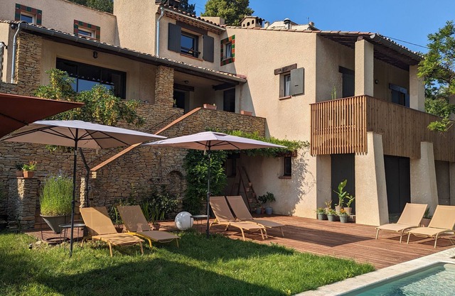 Casa Augusta Location Chambres Avec Piscine, Terrasse Privative, Dans le Verdon!