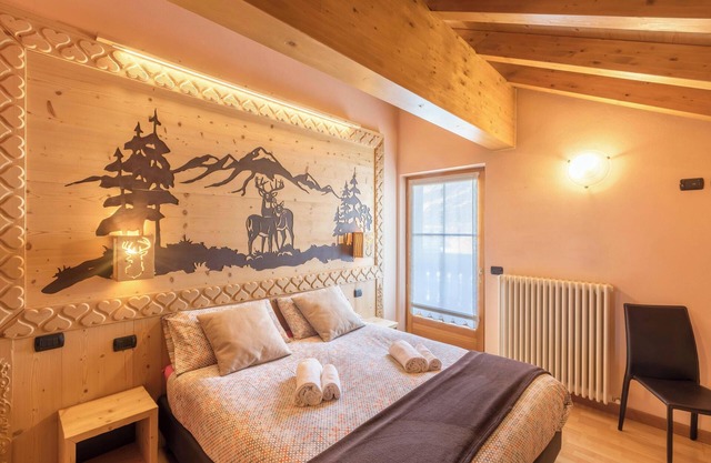 Casa Azzurra with Mountain View, Wi-Fi, Balcony and Garden