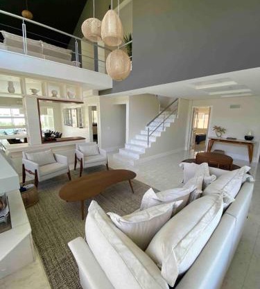 Casa Búzios 250m da Praia Jurerê International