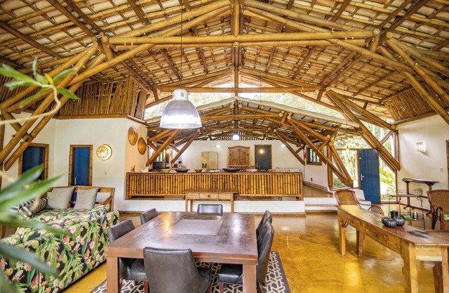 CASA BAMBU ANGRA