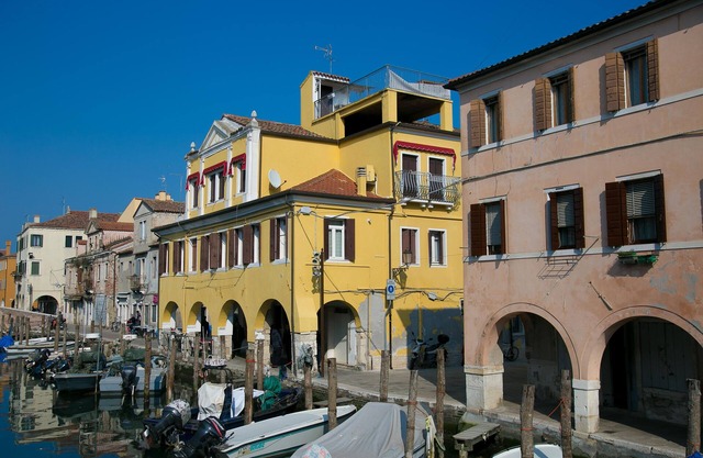 Casa Bastianello Luxury city center 6 people 027008-LOC-00468 IT027008C2FXP59U8O