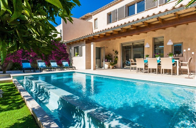 Casa Bouganvilla - Luxurious village house - infinity pool