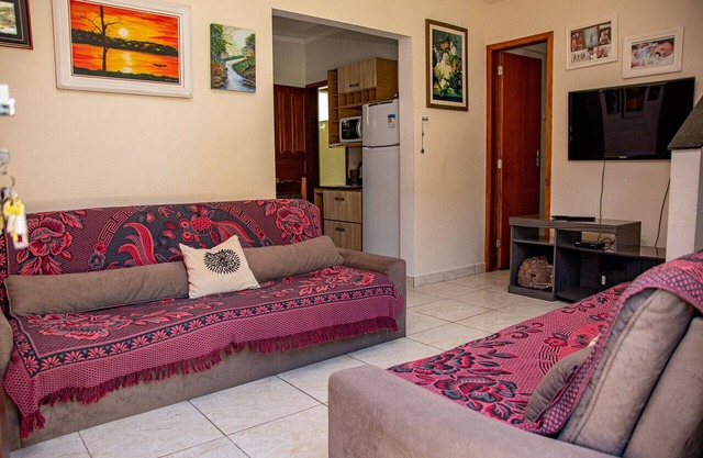 Casa c ótima localização e churrasq em Mongaguá/SP