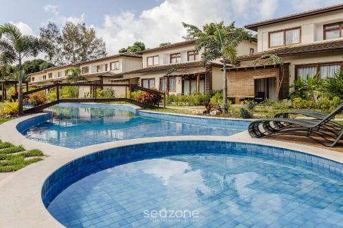 Casa c/Churrasq e Piscina no Condominio CVB0144