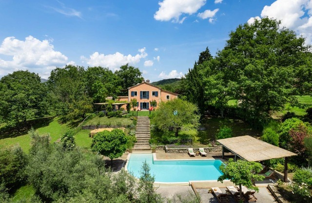 Casa Castano - Seven Bedroom Villa, Sleeps 14