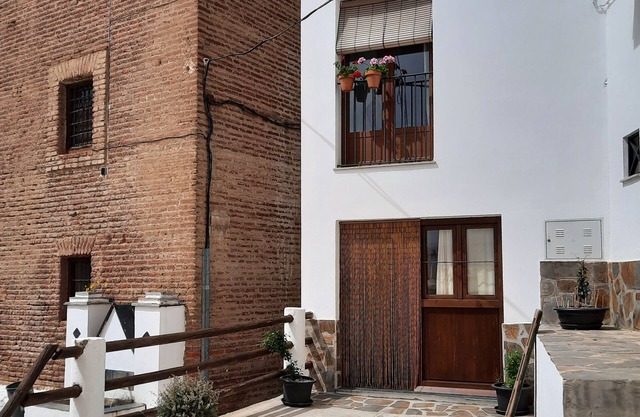 Casa Carmen, Alpujarra house next to the Mudejar tower