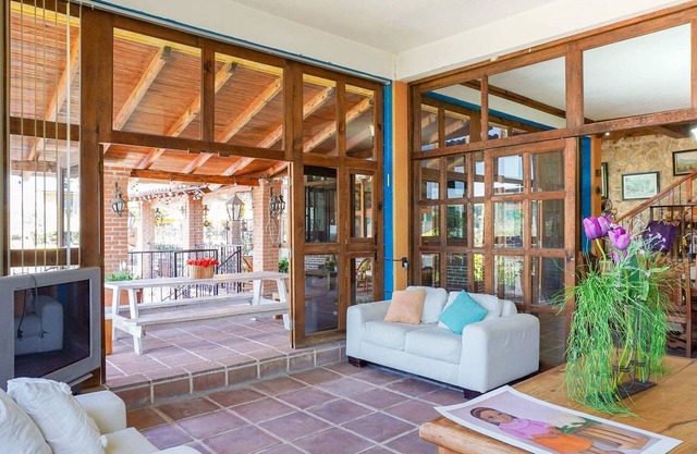 Casa Cayetana estilo Colonial | Frente al lago