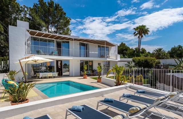 ** Casa Cel Post ** Beautiful views and ideal location.