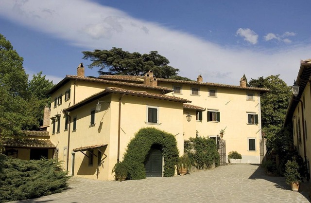 Casa Cerlo - Eight Bedroom Villa, Sleeps 19