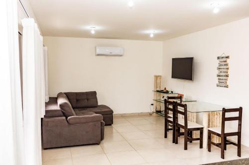 Casa com Garagem em Búzios | JS 10/6