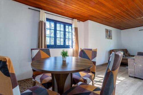 Casa com Wi-Fi e garagem a 400m do Museu Imperial