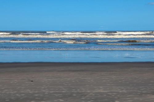 Casa com WiFi e churrasq a 500m da Praia de Suarao