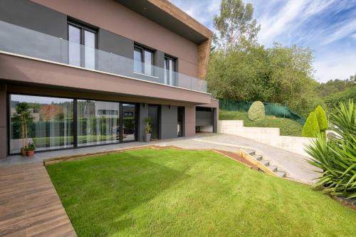 Casa con Vistas al Paisaje y Encanto en el Corazón del País Vasco,España