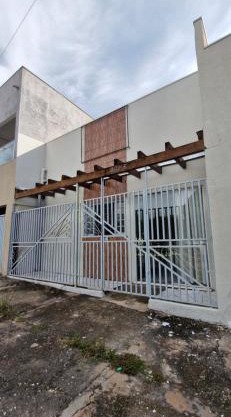 Casa confortável em Tangará