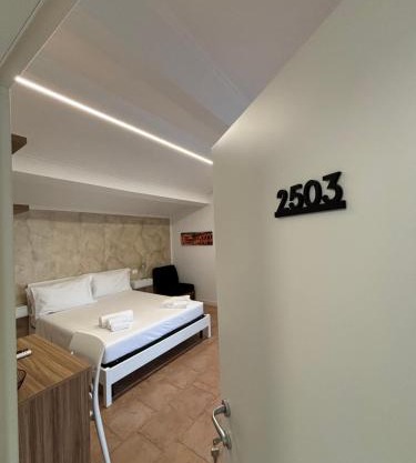 Casa Corte 25