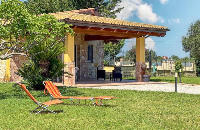 Casa Costanzo - Two Bedroom Villa, Sleeps 5