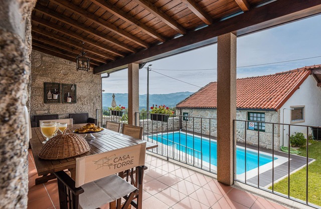 Casa da TorreCountry House with Private Pool in Northern Portugal