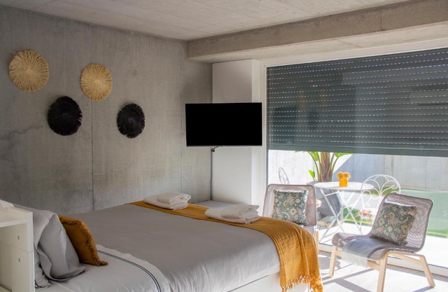 Casa das Falcoeiras - Estúdio com terraço privado