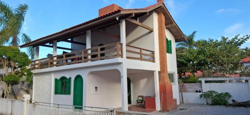 Casa de 4 quartos em Armação