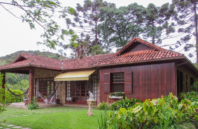 Casa de campo Hortência com piscina e lazer - RJ