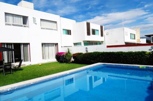 Casa de descanso en Burgos Temixco Morelos