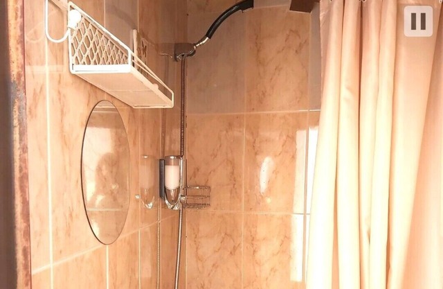 Casa de Pueblo con Calefacción, Aire Acondicionado,agua Caliente, Wifi y Terraza