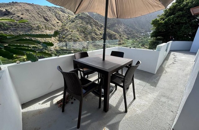 Casa DEL Arbol DE Bibiana 2. Con Vistas a las Montañas, Tranquilo y Céntrico