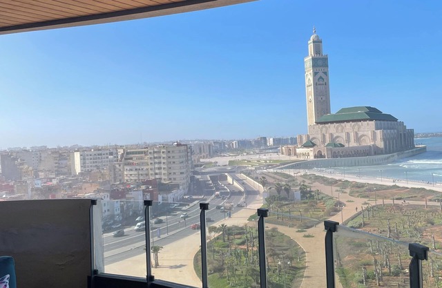 Casa Del Mar - Amazing Sea & Mosque views