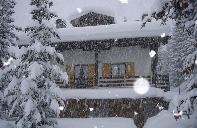 Casa dell'Aqua - 3 Bedroom Apartment "Stambecco" at Passo del Tonale