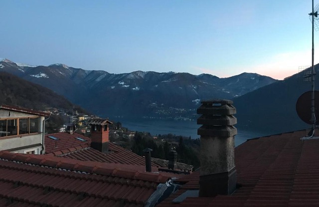 Casa di borgo vista lago