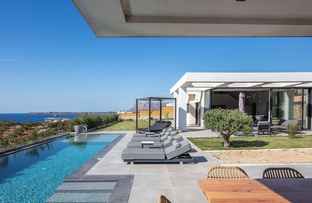 Casa di Elen! Relaxing ambience & chic design!