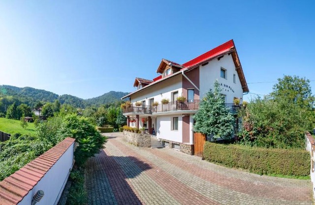 Casa Din Noua