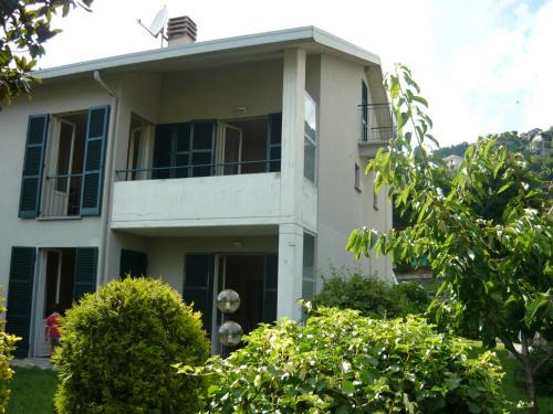 Casa Dina