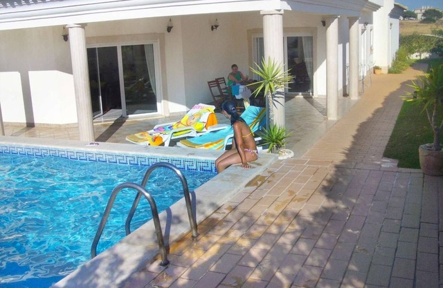 Casa do Mar by Laranjal Rentals