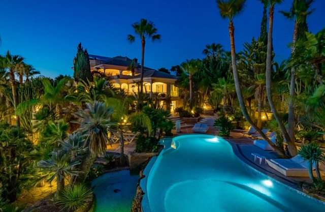 Casa do Monte - a majestic 8 bedroom villa with spectacular gardens