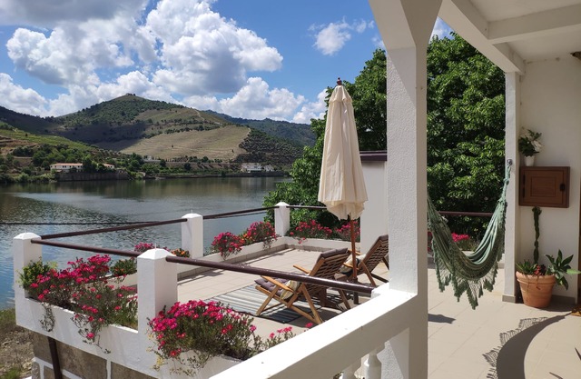 Casa dos Vinhais Douro Valley (Breakfast inc.)