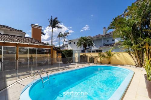 Casa Duplex c/Piscina a 850m da Praia RDT0124