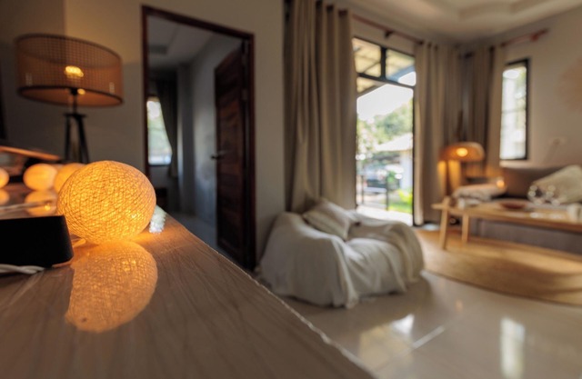 Casa Eden Thong Sala Center 2BR 4K TV AC