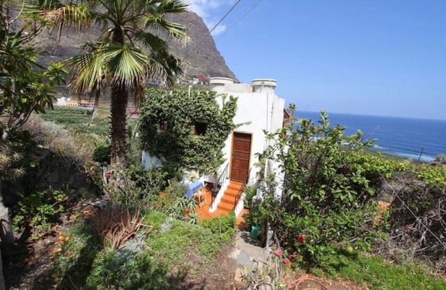 Casa El Cielo Hermigua, sea view, near sea swimming pool